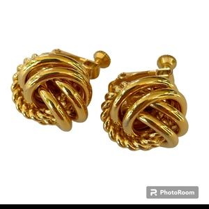 Vintage Napier Clip On Earrings Gold Tone